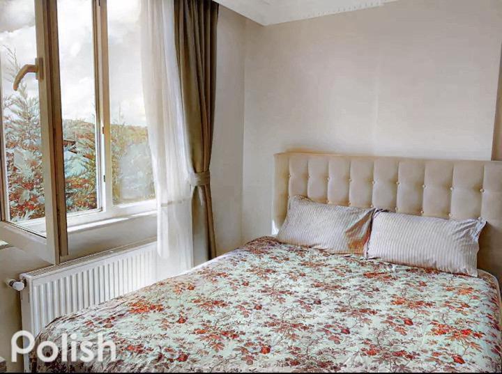 Ahmet Teacher Hotel, 5 Minutes From The Airport Arnavutkoy Eksteriør bilde