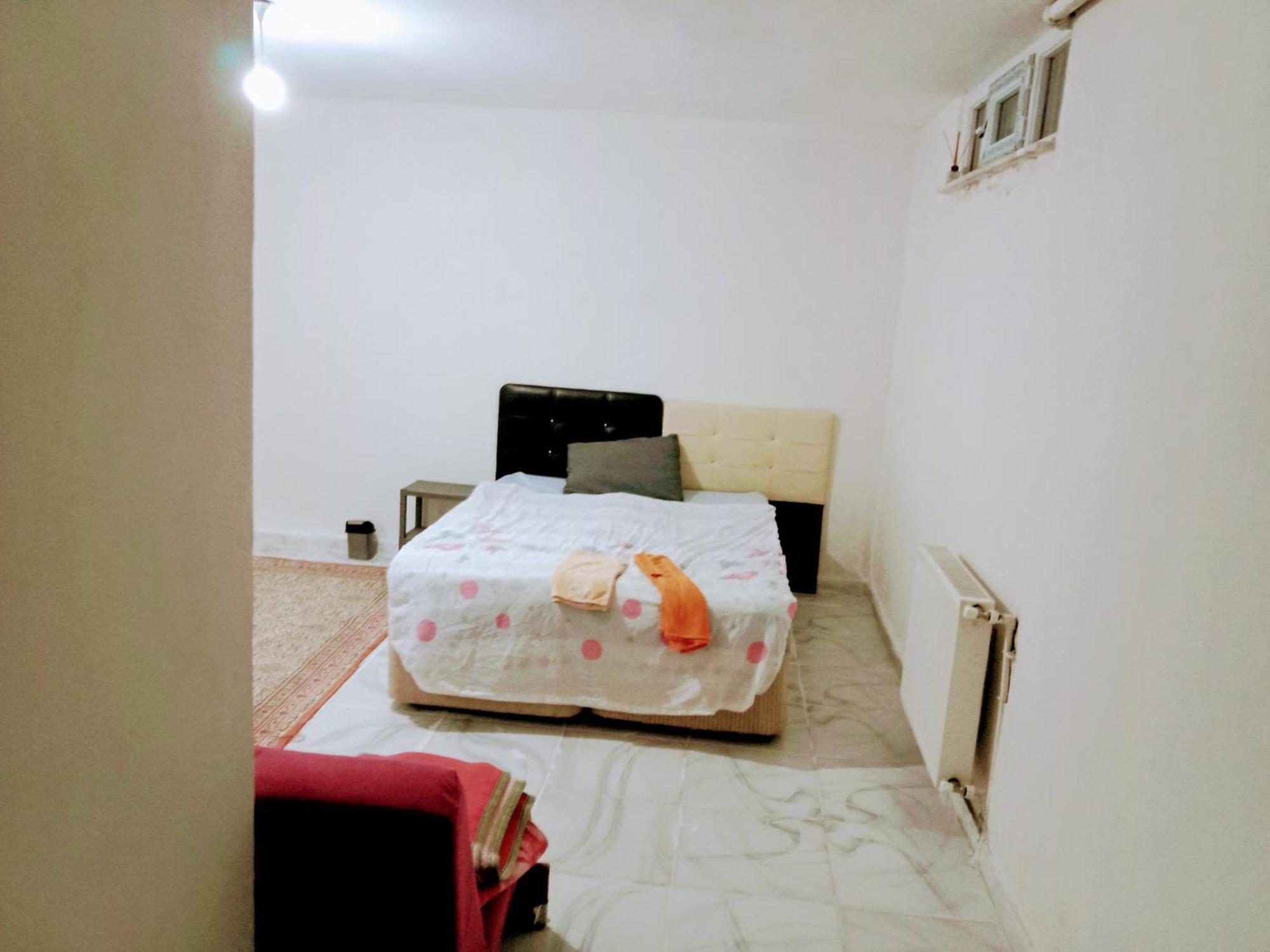 Ahmet Teacher Hotel, 5 Minutes From The Airport Arnavutkoy Eksteriør bilde