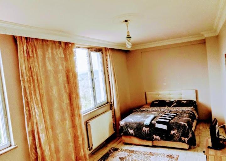 Ahmet Teacher Hotel, 5 Minutes From The Airport Arnavutkoy Eksteriør bilde