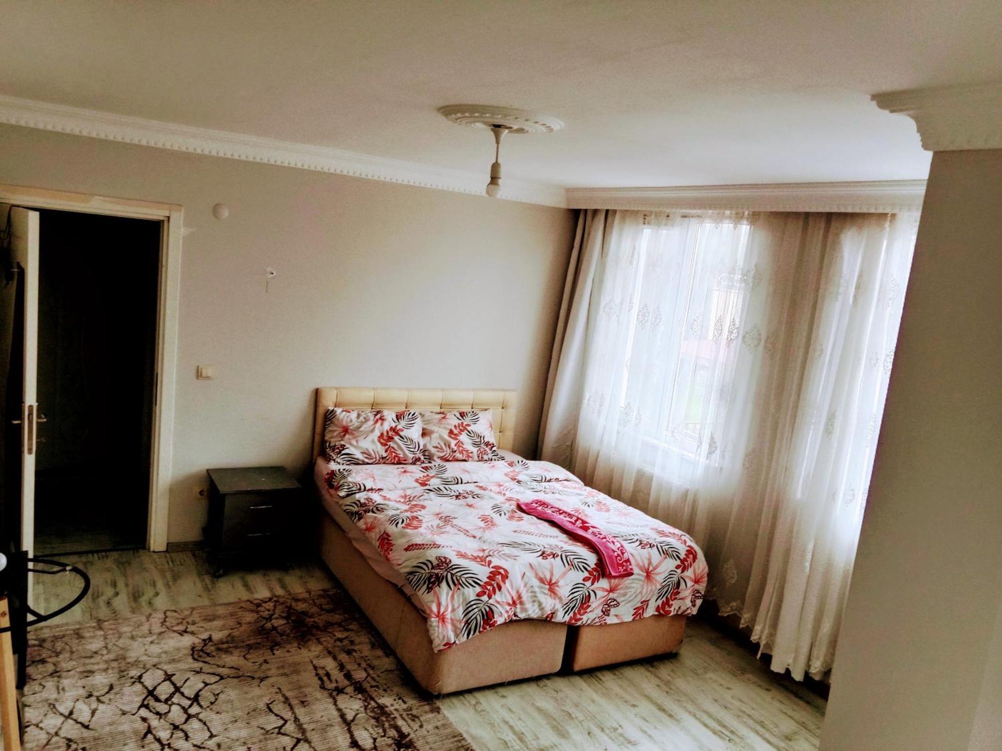 Ahmet Teacher Hotel, 5 Minutes From The Airport Arnavutkoy Eksteriør bilde